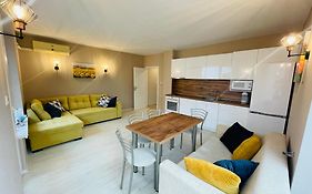 Blue Marine - Daneli Apartment